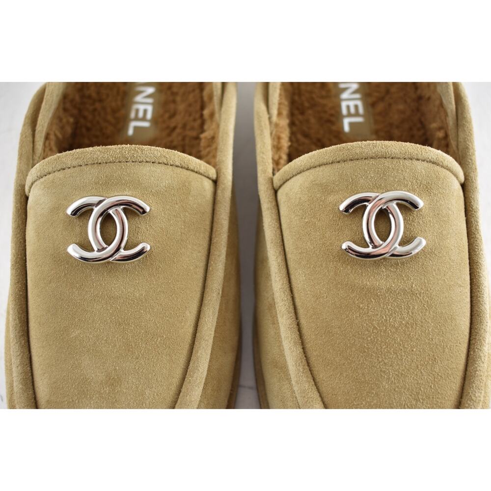 Chanel Dark Beige Suede Shearling CC Moccasin Ballet Slingback Loafer Flat 40 - Picture 12 of 16